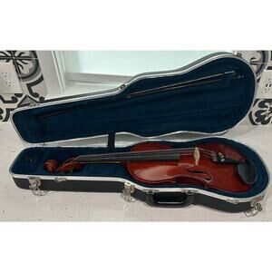Vtg 1999 Lewis Kayser Selmer sized 1/2 violin. Very Good Condition w/ Case & Bow